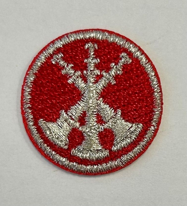 FIRE FIGHTER 3 BUGLES CROSSED, 1" CIRCLE - METALLIC SILVER ON RED - SEW ON.